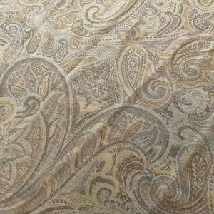 5’x18’ Sheer Window Scarf/Drape Paisley Gray, Gold, and Cream. Liz Claiborne